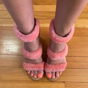 Baby pink Ugg Del Ray Fluff Heel LIKE NEW